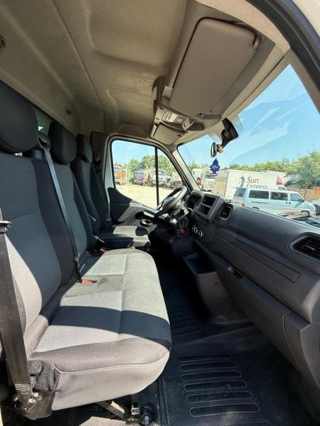 Renault Master 2.5 DCI 150 - Фургон с закрытым кузовом: фото 5 Renault Master 2.5 DCI 150 - Фургон с закрытым кузовом: фото 5