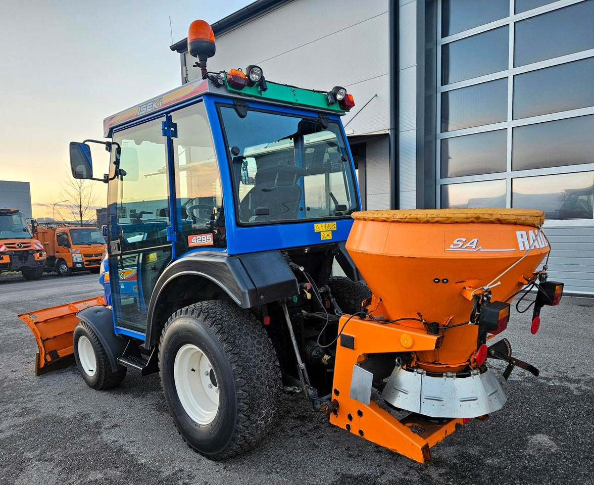 Iseki TH4295 AHL 4x4 Hydro Winterdienst - Трактор: фото 3 Iseki TH4295 AHL 4x4 Hydro Winterdienst - Трактор: фото 3