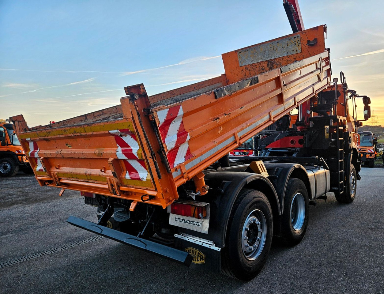 Iveco Trakker 410 6x4-4 EEV Palfinger PK12502 Funk - Самосвал, Автоманипулятор: фото 4 Iveco Trakker 410 6x4-4 EEV Palfinger PK12502 Funk - Самосвал, Автоманипулятор: фото 4