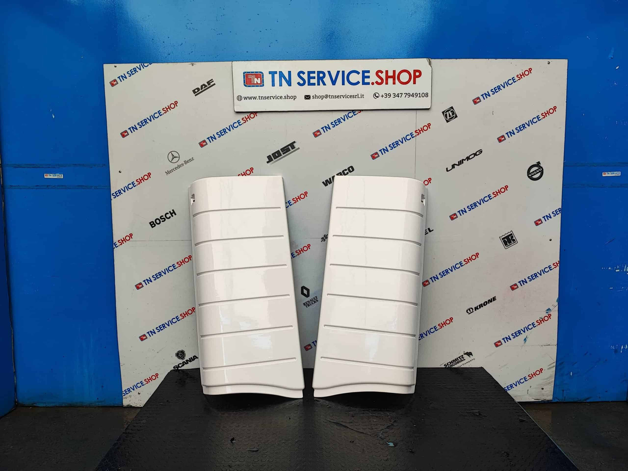 Porte motore frigo Carrier Vector 1550 nuove - Запчасти для Холодильных установок: фото 2 Porte motore frigo Carrier Vector 1550 nuove - Запчасти для Холодильных установок: фото 2