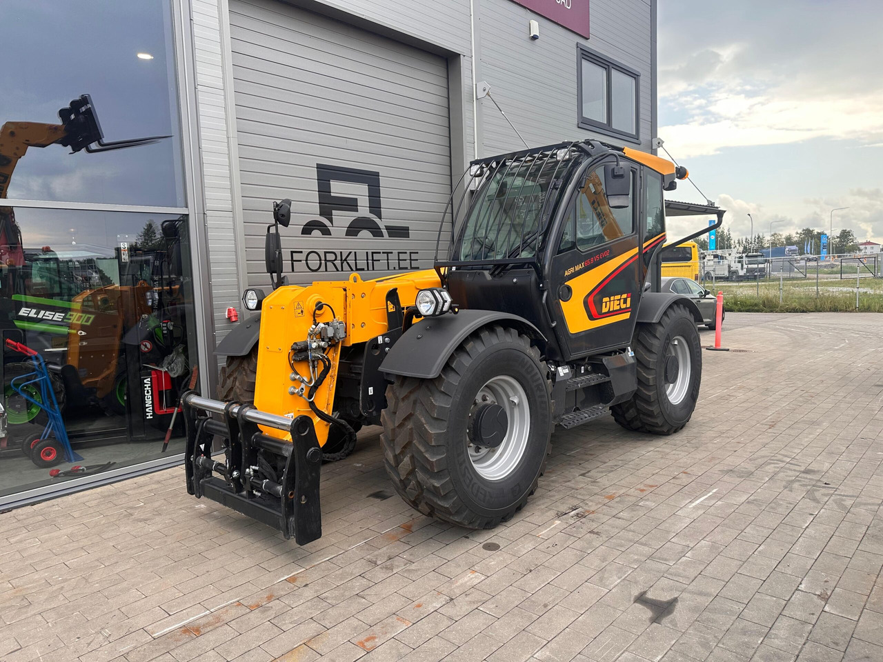 Dieci Agri Max 65.8 VS EVO2 - Телескопический погрузчик: фото 1 Dieci Agri Max 65.8 VS EVO2 - Телескопический погрузчик: фото 1