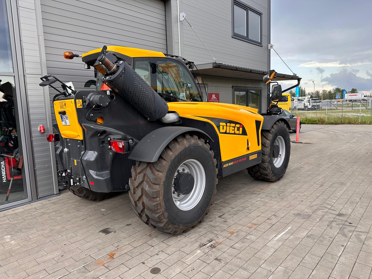 Dieci Agri Max 65.8 VS EVO2 - Телескопический погрузчик: фото 4 Dieci Agri Max 65.8 VS EVO2 - Телескопический погрузчик: фото 4