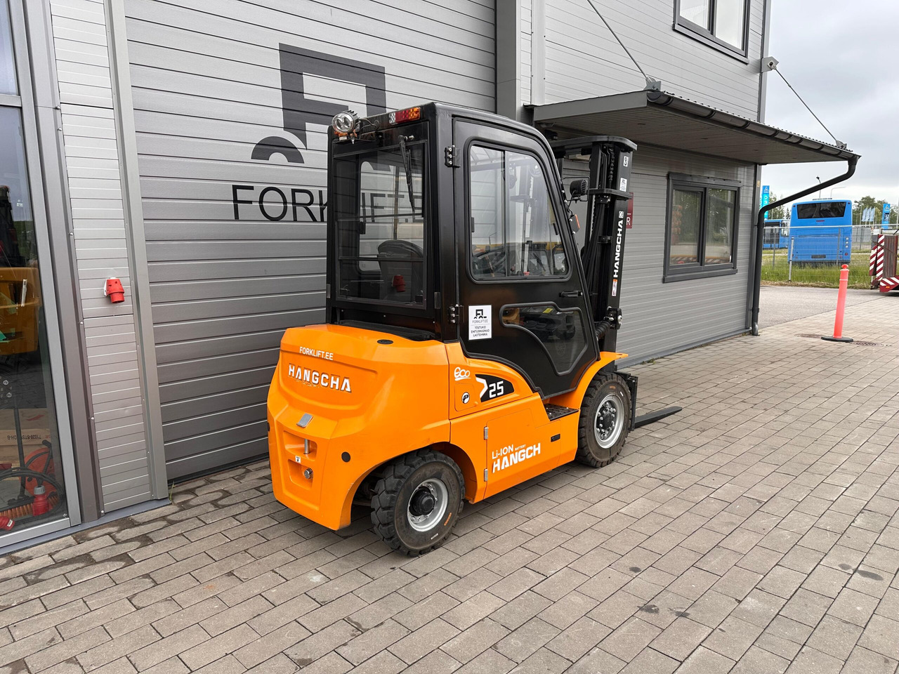 HC XE CPD25-XEY2-SI - Электропогрузчик: фото 3 HC XE CPD25-XEY2-SI - Электропогрузчик: фото 3