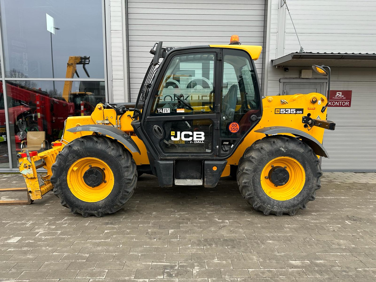 JCB 535-95 - Телескопический погрузчик: фото 3 JCB 535-95 - Телескопический погрузчик: фото 3