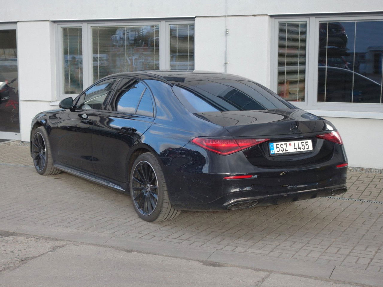 Mercedes-Benz S-klasse S400d 4Matic,AMG,Pano, Vollaust,Sthz,Garant10/27 - Седан: фото 3 Mercedes-Benz S-klasse S400d 4Matic,AMG,Pano, Vollaust,Sthz,Garant10/27 - Седан: фото 3