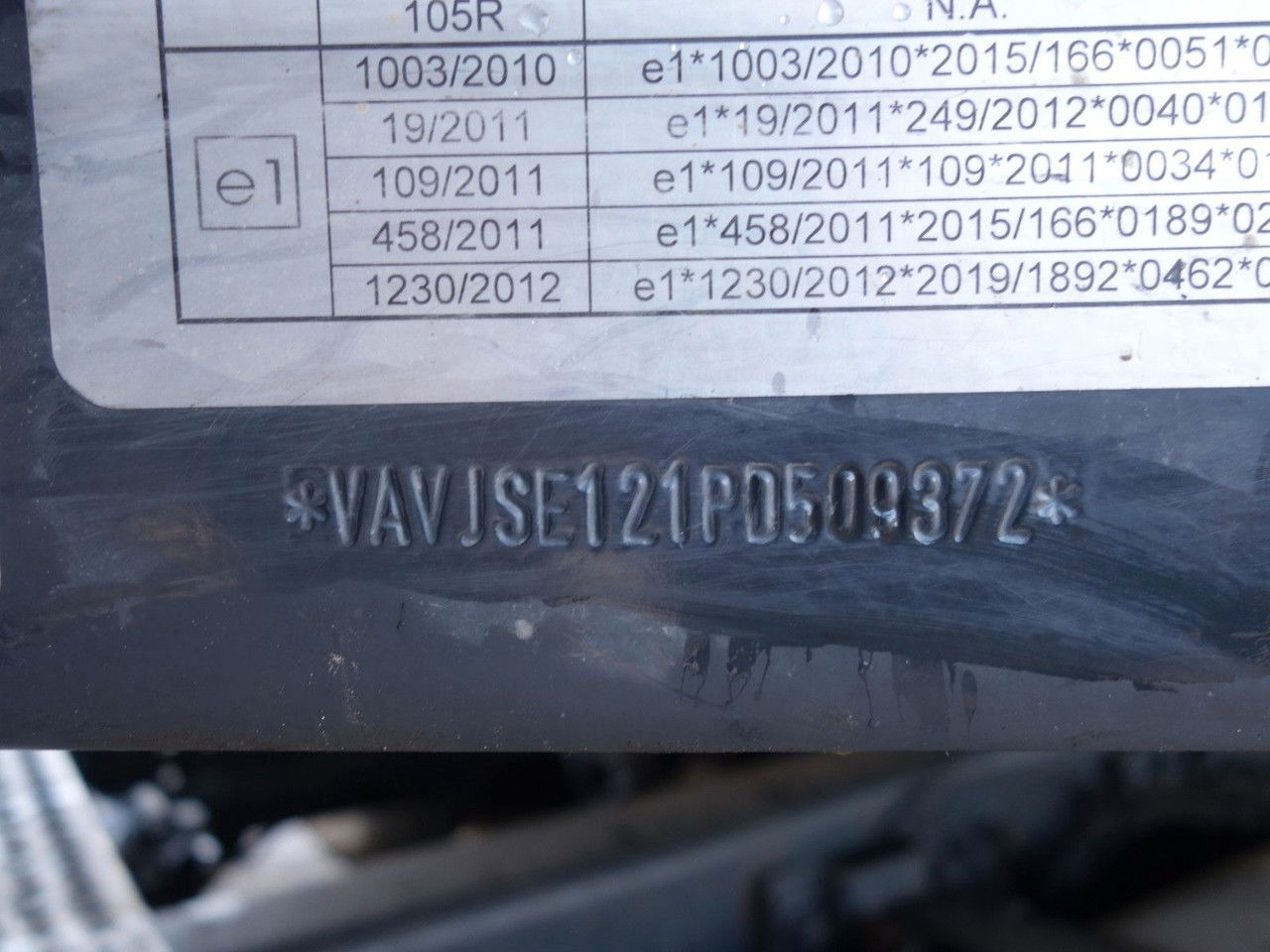 Тентованный полуприцеп Schwarzmüller SPA 3/E Standard, 1 Achse, SAF SPA 3/E Standard, 1 Achse, SAF: фото 13 Тентованный полуприцеп Schwarzmüller SPA 3/E Standard, 1 Achse, SAF SPA 3/E Standard, 1 Achse, SAF: фото 13