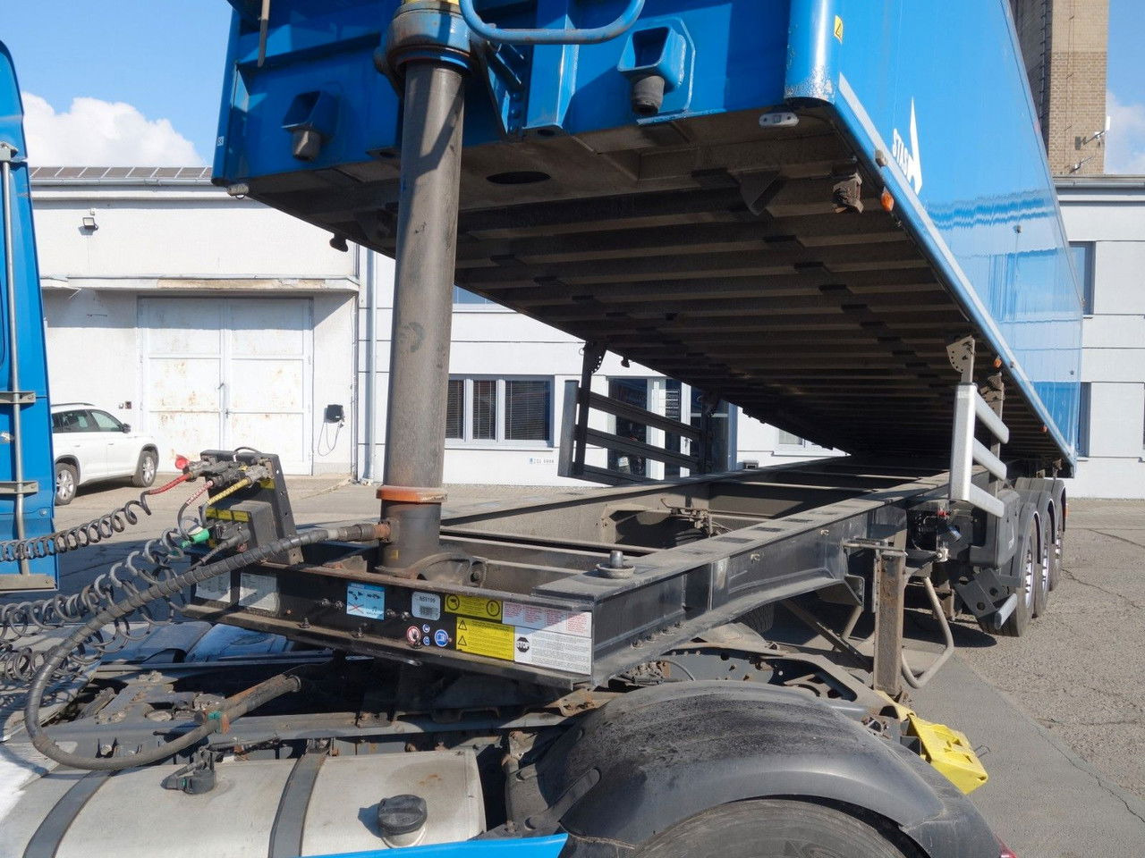 Stas Alu kipper, 50 cm3, Liftachse, SAF, Rollplane - Самосвальный полуприцеп: фото 5 Stas Alu kipper, 50 cm3, Liftachse, SAF, Rollplane - Самосвальный полуприцеп: фото 5