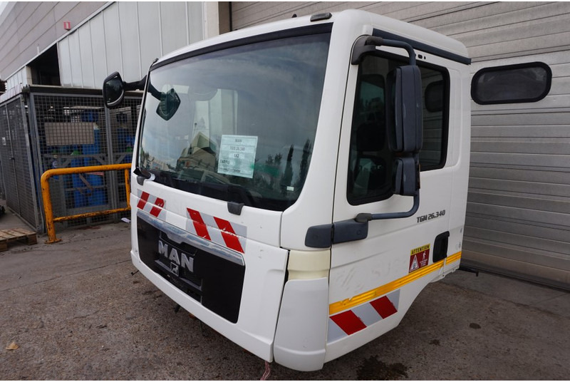 MAN F99L10 TGM 6 CYL 81.60000-7786 - Кабина и интерьер для Грузовиков: фото 3 MAN F99L10 TGM 6 CYL 81.60000-7786 - Кабина и интерьер для Грузовиков: фото 3