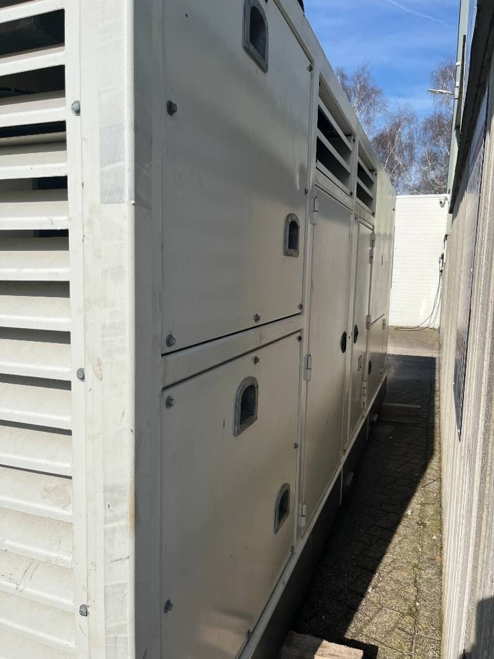 PVE 900 - Сваебойная установка: фото 5 PVE 900 - Сваебойная установка: фото 5