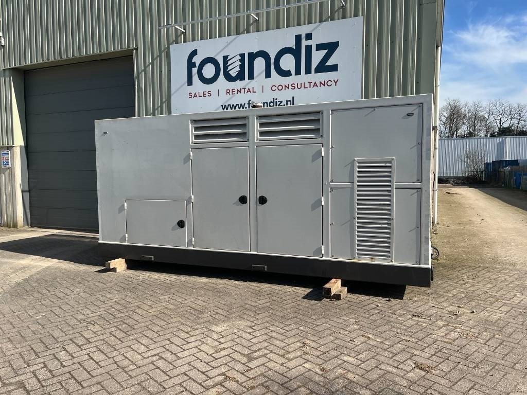 PVE 900 - Сваебойная установка: фото 3 PVE 900 - Сваебойная установка: фото 3