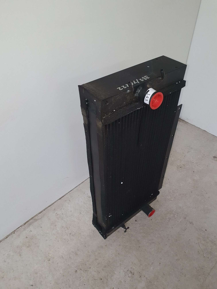 JCB JS140 Excavator Radiator 332/Y6222 - Двигатель и запчасти для Строительной техники: фото 2 JCB JS140 Excavator Radiator 332/Y6222 - Двигатель и запчасти для Строительной техники: фото 2