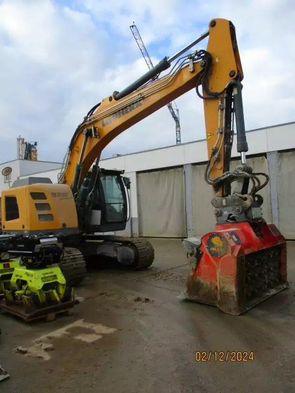 2015 Liebherr R 926 Compact - Гусеничный экскаватор: фото 2 2015 Liebherr R 926 Compact - Гусеничный экскаватор: фото 2