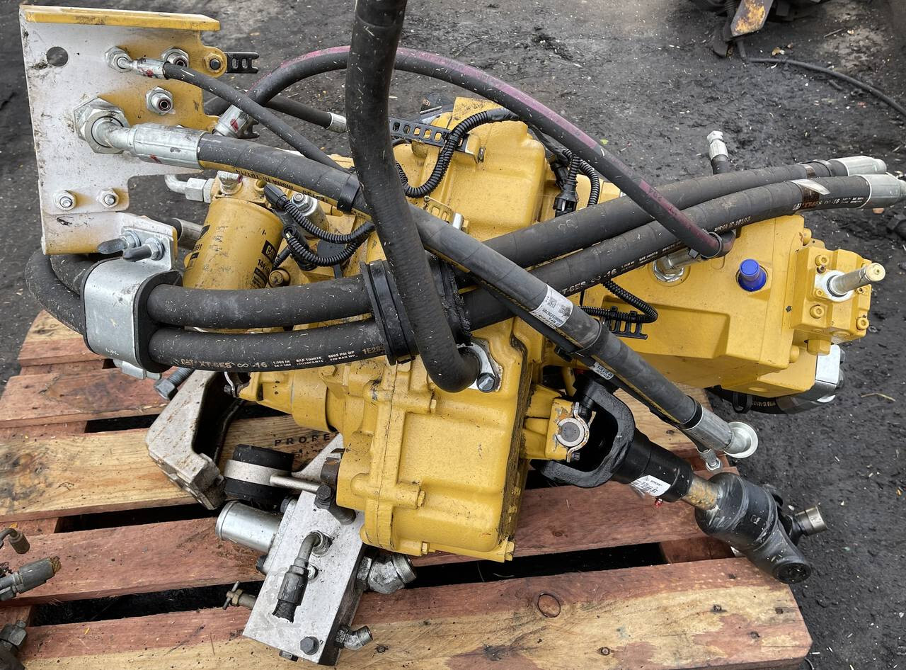 CAT - reduktor pompa jazdy silnik jazdy Caterpillar części - Гидравлика для Строительной техники: фото 1 CAT - reduktor pompa jazdy silnik jazdy Caterpillar części - Гидравлика для Строительной техники: фото 1