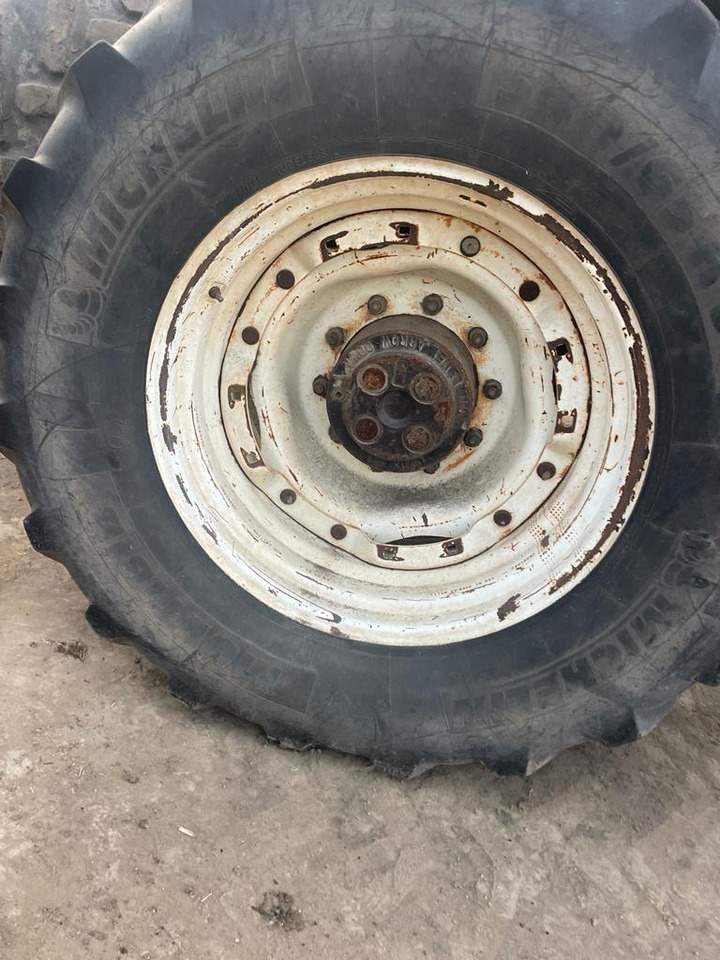 Case New Holland Fiat Agri - Felga 15x30 - Колесный диск для Сельскохозяйственной техники: фото 1 Case New Holland Fiat Agri - Felga 15x30 - Колесный диск для Сельскохозяйственной техники: фото 1