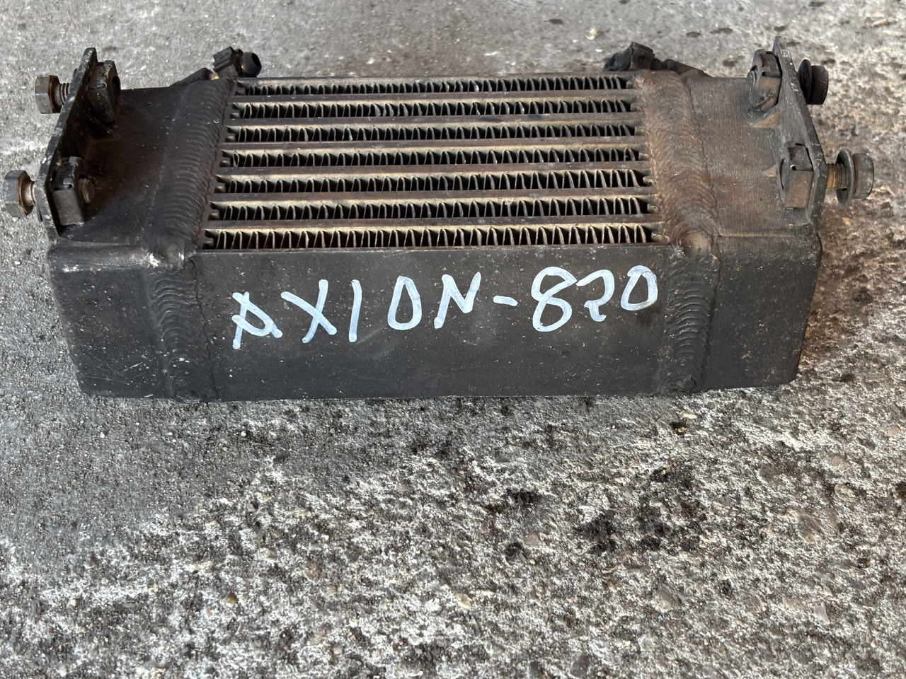 Claas Arion Axion 820 830 CMATIC Chłodnica Oleju 00 1119 861 0 0011198610 - Масляный радиатор для Сельскохозяйственной техники: фото 3 Claas Arion Axion 820 830 CMATIC Chłodnica Oleju 00 1119 861 0 0011198610 - Масляный радиатор для Сельскохозяйственной техники: фото 3