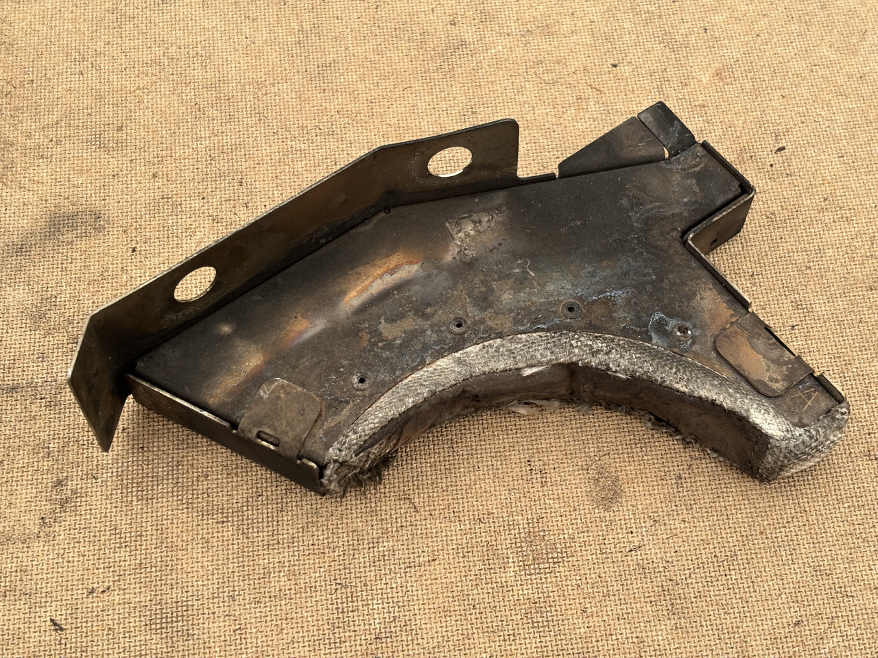 Claas Lexion 780 Izolacja Silnika Pokrywa Maska Obudowa Narożnik 00 0781 220 0 0007812200 - Прокладка двигателя для Зерноуборочных комбайнов: фото 1 Claas Lexion 780 Izolacja Silnika Pokrywa Maska Obudowa Narożnik 00 0781 220 0 0007812200 - Прокладка двигателя для Зерноуборочных комбайнов: фото 1