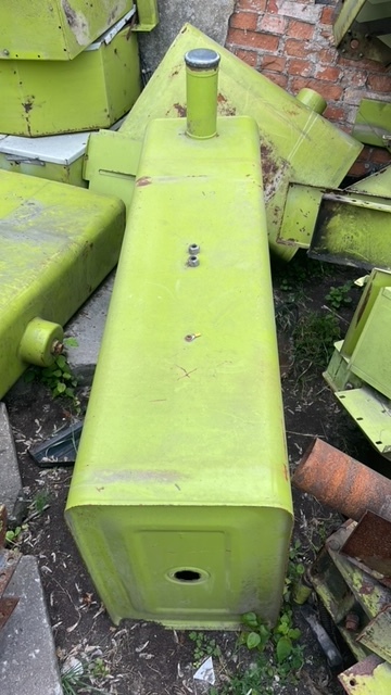 Claas dominator maxi zbiornik paliwa - Топливный бак для Сельскохозяйственной техники: фото 1 Claas dominator maxi zbiornik paliwa - Топливный бак для Сельскохозяйственной техники: фото 1