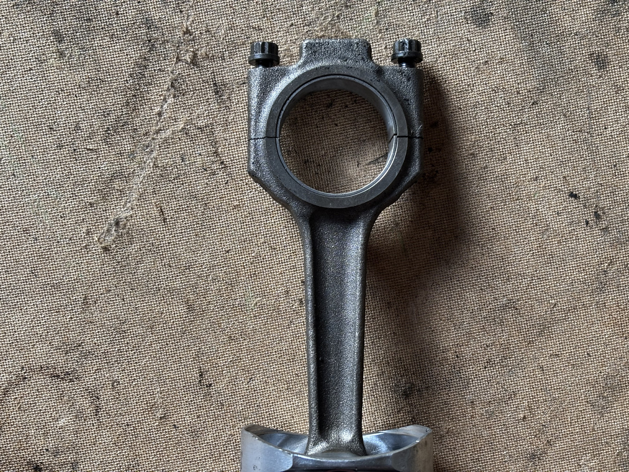 Deutz TD2011 D2011 D2011L04W Korbowód - Шатун: фото 2 Deutz TD2011 D2011 D2011L04W Korbowód - Шатун: фото 2