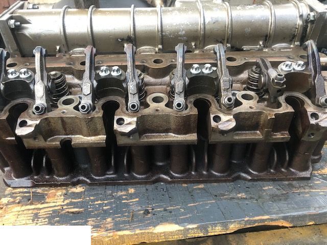 Deutz f4l1011 - Głowica - Головка блока для Сельскохозяйственной техники: фото 2 Deutz f4l1011 - Głowica - Головка блока для Сельскохозяйственной техники: фото 2