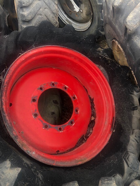 Felga 15x28 Fendt - Колесный диск для Сельскохозяйственной техники: фото 2 Felga 15x28 Fendt - Колесный диск для Сельскохозяйственной техники: фото 2