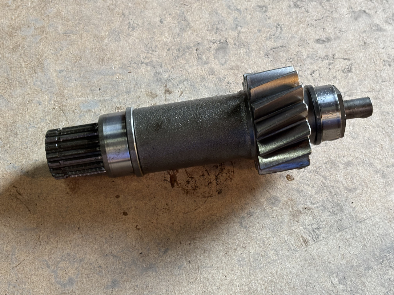 Fendt 308 309 310 311 312 Wałek 312100080040 - Трансмиссия для Сельскохозяйственной техники: фото 1 Fendt 308 309 310 311 312 Wałek 312100080040 - Трансмиссия для Сельскохозяйственной техники: фото 1