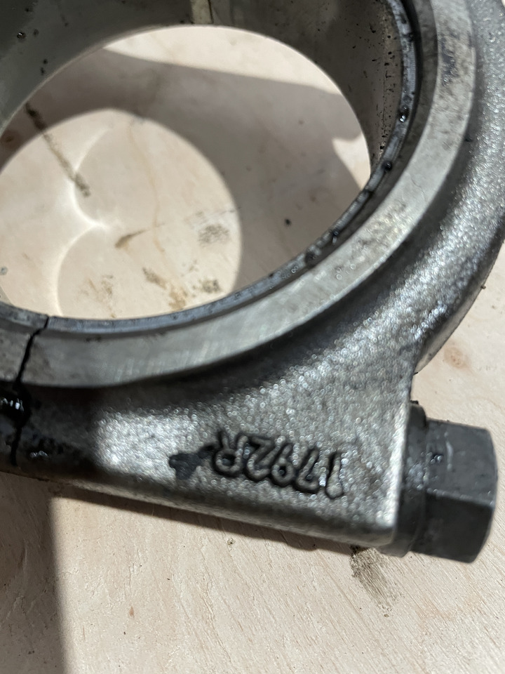 Fendt 936 Deutz Agrotron Volvo D7E TCD2013L064V TCD2013L64V TCD2013 7,2L - tłok 04904808 - Шатун для Сельскохозяйственной техники: фото 3 Fendt 936 Deutz Agrotron Volvo D7E TCD2013L064V TCD2013L64V TCD2013 7,2L - tłok 04904808 - Шатун для Сельскохозяйственной техники: фото 3