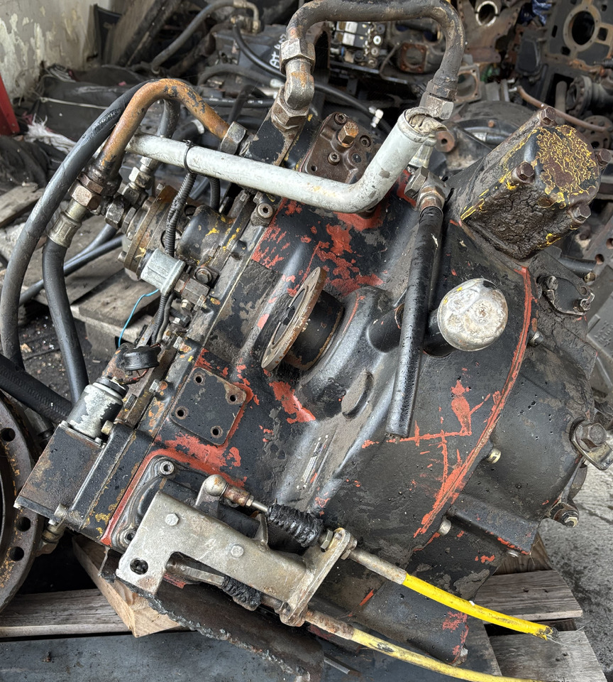 HANOMAG 422 Skrzynia Biegów do ładowarki kołowej HANOMAG 55 D - Коробка передач для Сельскохозяйственной техники: фото 3 HANOMAG 422 Skrzynia Biegów do ładowarki kołowej HANOMAG 55 D - Коробка передач для Сельскохозяйственной техники: фото 3