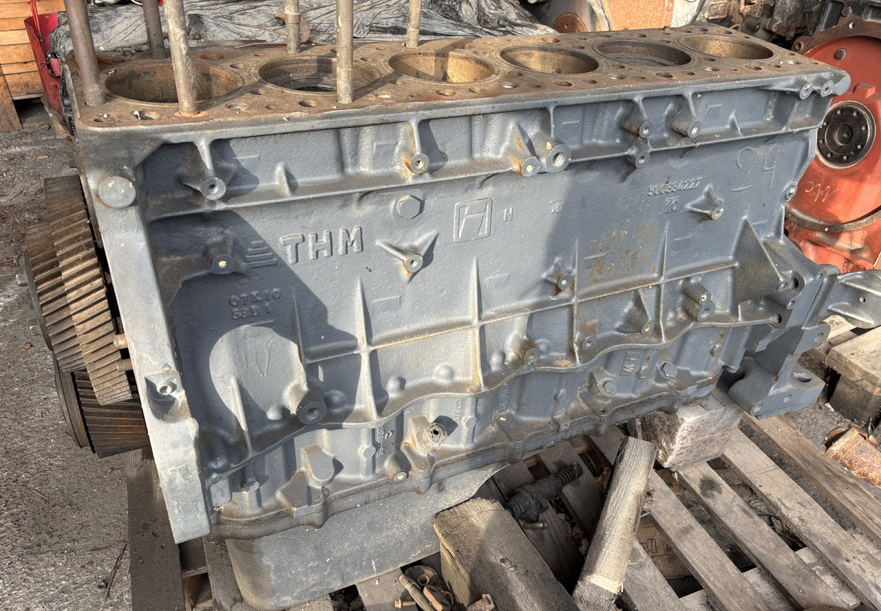 IVECO Stralis Cursor 10 THM Blok Wał Słupek Silnika Miska Olejowa 500334227 - Блок цилиндров для Сельскохозяйственной техники: фото 1 IVECO Stralis Cursor 10 THM Blok Wał Słupek Silnika Miska Olejowa 500334227 - Блок цилиндров для Сельскохозяйственной техники: фото 1