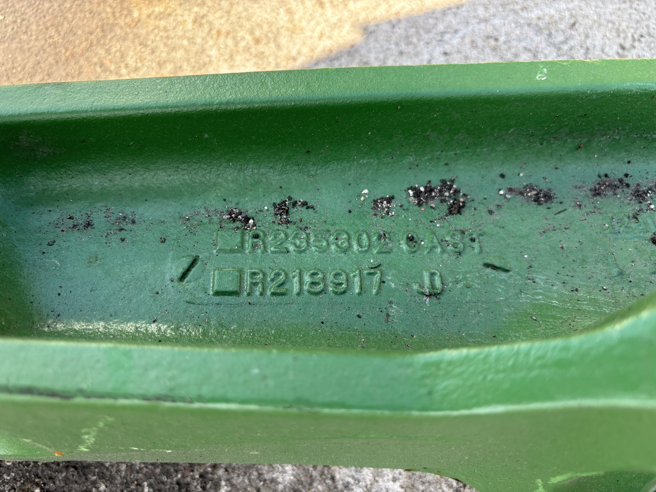 John Deere 7xxxR 8xxxR - ramię podnośnika lewe R218917 R235302 - Стрела: фото 2 John Deere 7xxxR 8xxxR - ramię podnośnika lewe R218917 R235302 - Стрела: фото 2