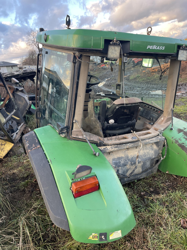 John Deere 8210 - błotniki błotnik lewy R157015 - Крыло для Сельскохозяйственной техники: фото 2 John Deere 8210 - błotniki błotnik lewy R157015 - Крыло для Сельскохозяйственной техники: фото 2