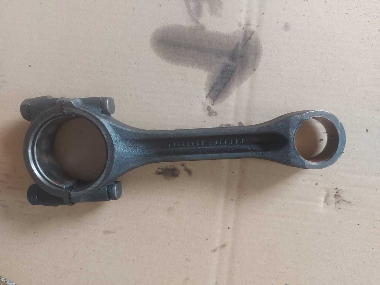 KORBOWÓD PERKINS 1004. SW - 38MM 3133710, ZZ90013 orginał - Шатун для Сельскохозяйственной техники: фото 1 KORBOWÓD PERKINS 1004. SW - 38MM 3133710, ZZ90013 orginał - Шатун для Сельскохозяйственной техники: фото 1