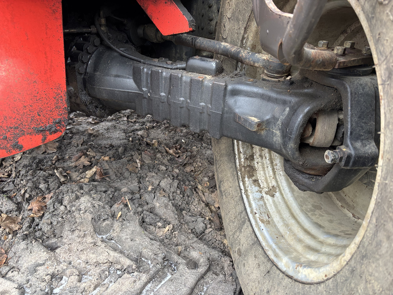 Manitou MLT 735 120 PS 2014rok Felga Opona Koło Przednia Tylna Przód Tył CZĘŚCI - Колесный диск для Сельскохозяйственной техники: фото 3 Manitou MLT 735 120 PS 2014rok Felga Opona Koło Przednia Tylna Przód Tył CZĘŚCI - Колесный диск для Сельскохозяйственной техники: фото 3