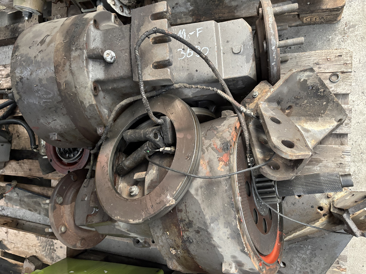 Massey Ferguson 3690 Obudowa Hamulca Tylnego Lewa 3616545M2 - Принадлежность тормозной системы для Сельскохозяйственной техники: фото 1 Massey Ferguson 3690 Obudowa Hamulca Tylnego Lewa 3616545M2 - Принадлежность тормозной системы для Сельскохозяйственной техники: фото 1