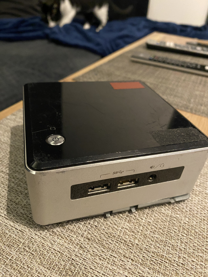 Mikrokomputer Mini PC Intel NUC5i5RYH - Инструмент/ Оборудование: фото 1 Mikrokomputer Mini PC Intel NUC5i5RYH - Инструмент/ Оборудование: фото 1