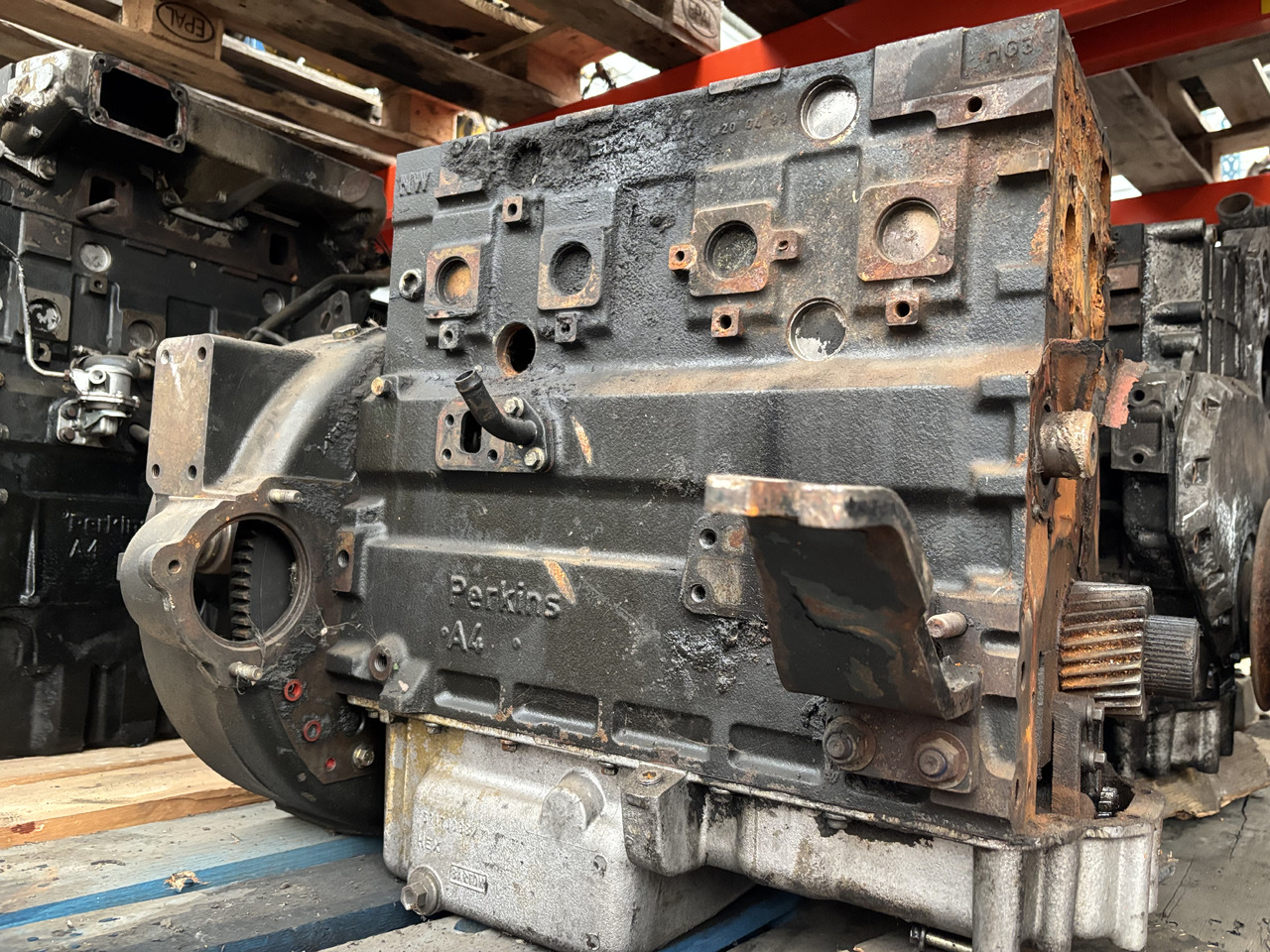 Perkins 1985/2300 Silnik Blok Koło Zamachowe Wał Miska Olejowa CZĘŚCI - Маховик для Сельскохозяйственной техники: фото 3 Perkins 1985/2300 Silnik Blok Koło Zamachowe Wał Miska Olejowa CZĘŚCI - Маховик для Сельскохозяйственной техники: фото 3