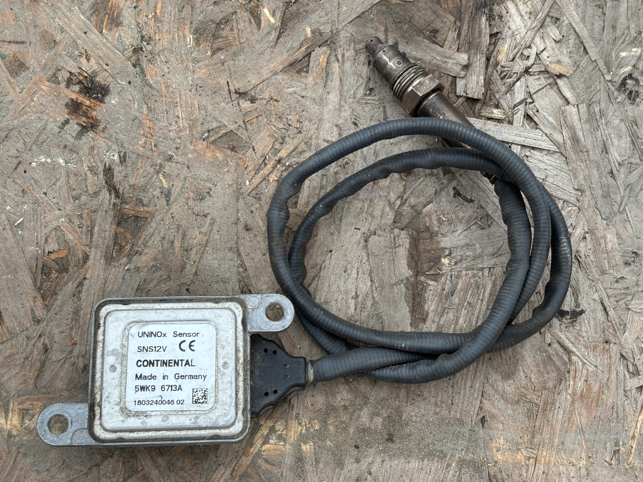 Uninox SNS12V Czujnik Tlenku Azotu NOX CONTINENTAL 5WK9 6713A 5802482142 - Сенсор для Грузовиков: фото 1 Uninox SNS12V Czujnik Tlenku Azotu NOX CONTINENTAL 5WK9 6713A 5802482142 - Сенсор для Грузовиков: фото 1