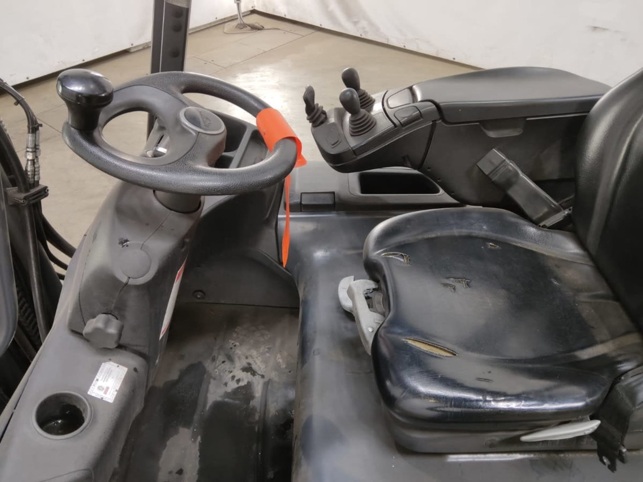 Linde E25-01 - Электропогрузчик: фото 4 Linde E25-01 - Электропогрузчик: фото 4