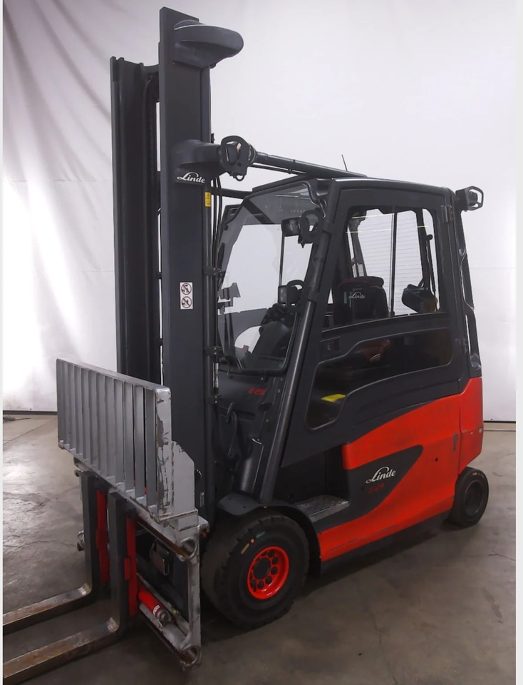 Linde E25HL-01/600 - Электропогрузчик: фото 1 Linde E25HL-01/600 - Электропогрузчик: фото 1