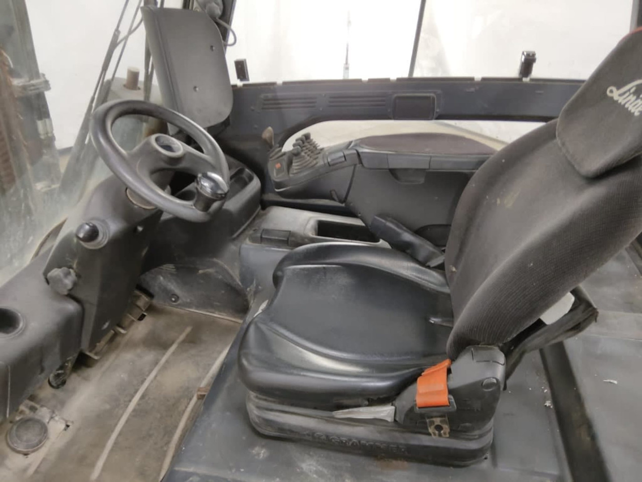 Linde E25L-01 - Электропогрузчик: фото 3 Linde E25L-01 - Электропогрузчик: фото 3