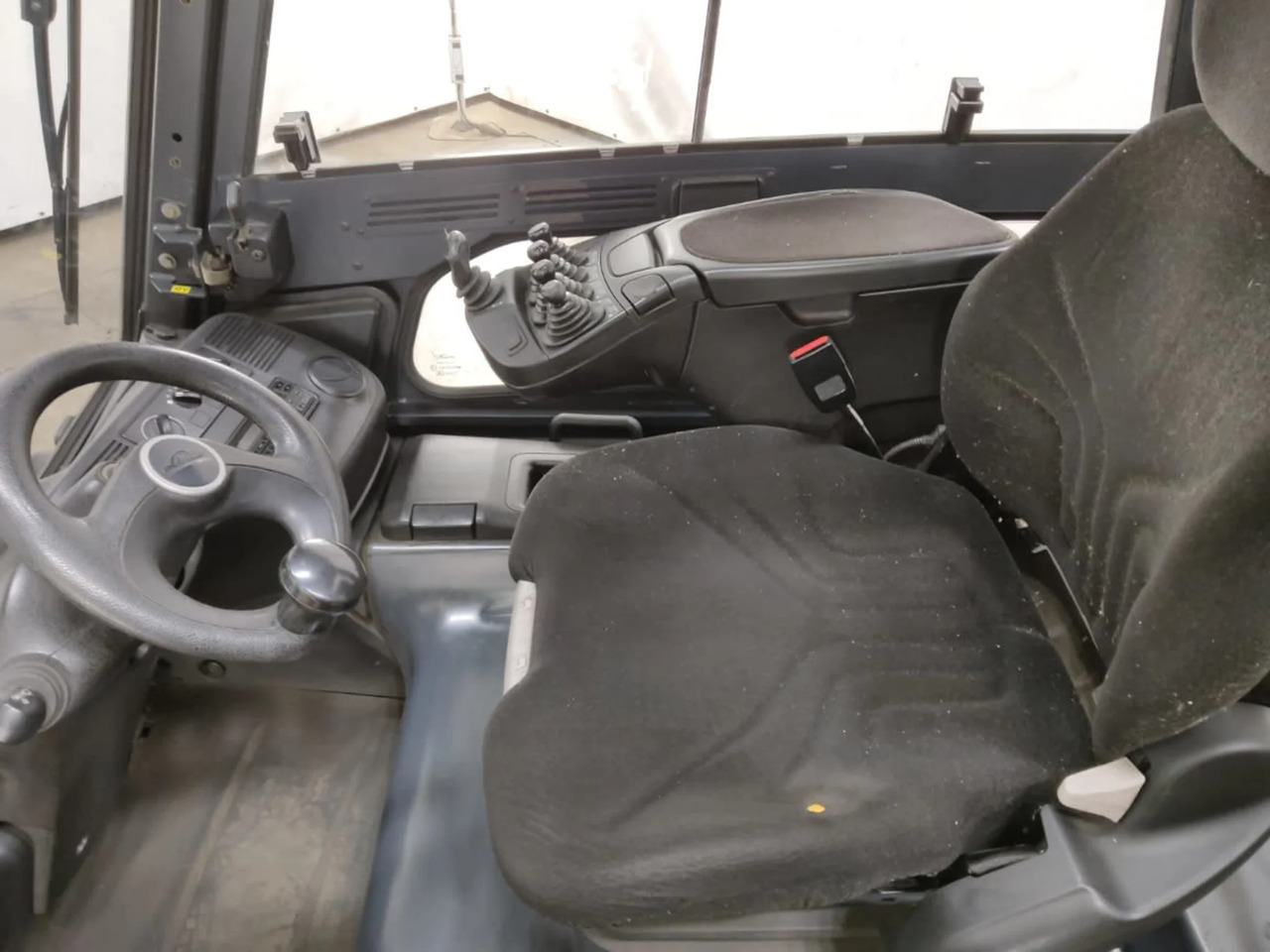 Linde E30HL-01/600 - Электропогрузчик: фото 3 Linde E30HL-01/600 - Электропогрузчик: фото 3