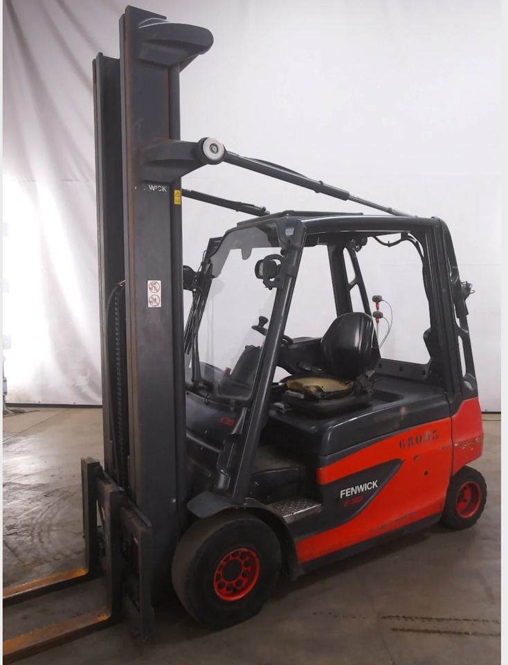 Linde E30L-01 - Электропогрузчик: фото 1 Linde E30L-01 - Электропогрузчик: фото 1