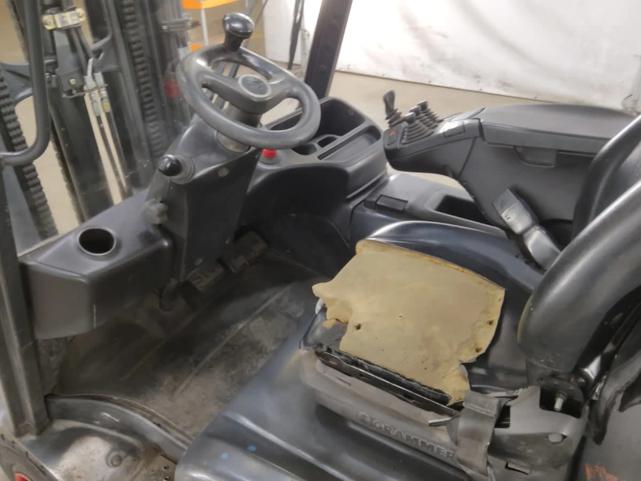 Linde E30L-01 - Электропогрузчик: фото 3 Linde E30L-01 - Электропогрузчик: фото 3