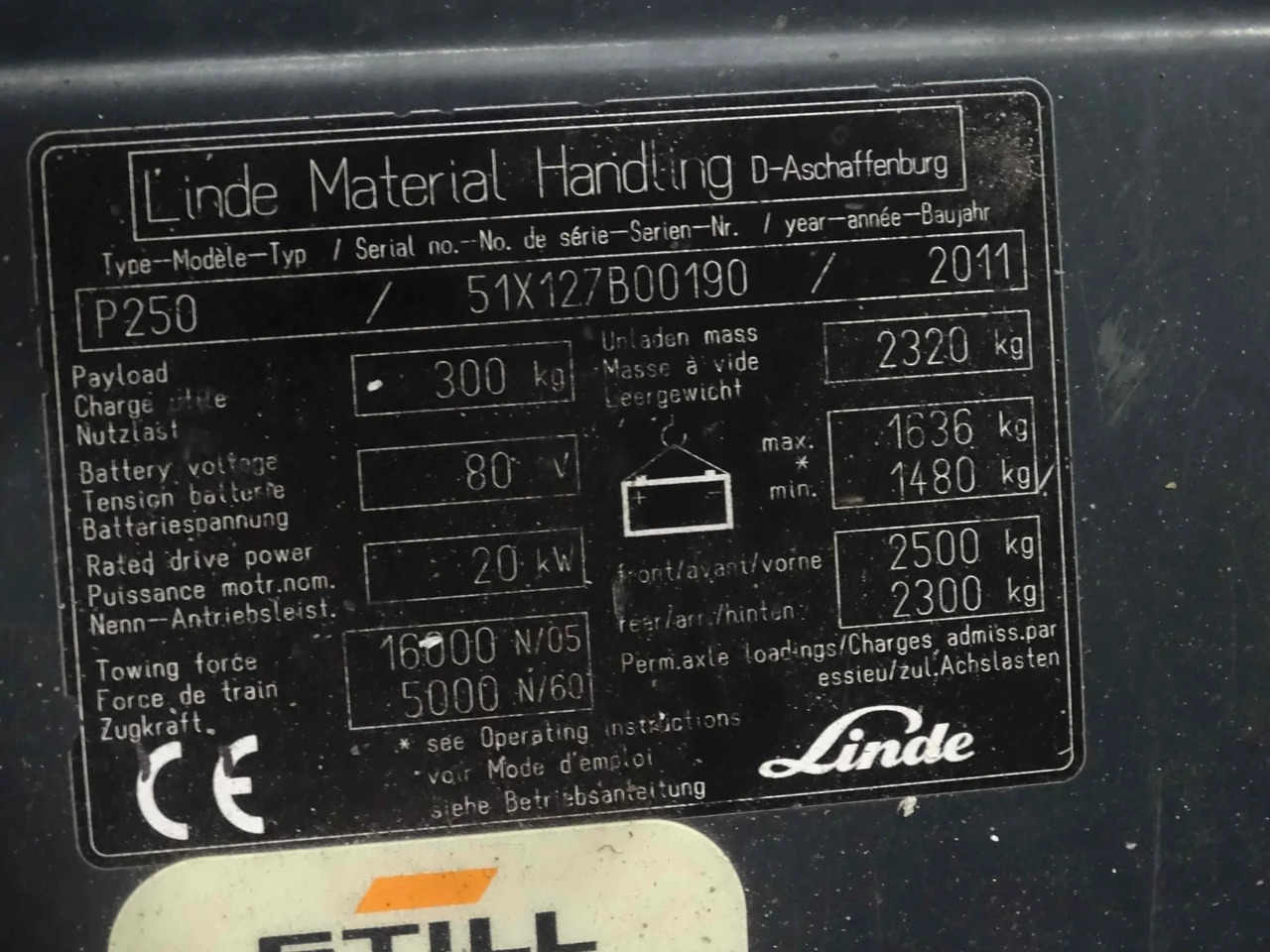 Linde P250 - Складской тягач: фото 5 Linde P250 - Складской тягач: фото 5