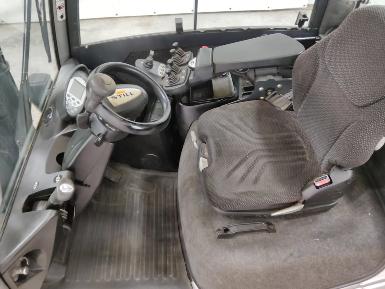 STILL RX70-25 - Дизельный погрузчик: фото 3 STILL RX70-25 - Дизельный погрузчик: фото 3