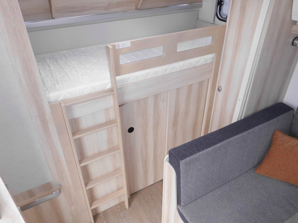 Прицеп дача Hobby De Luxe 540 KMFe 2026 GARAGE AUTARK 1800kg.: фото 12 Прицеп дача Hobby De Luxe 540 KMFe 2026 GARAGE AUTARK 1800kg.: фото 12