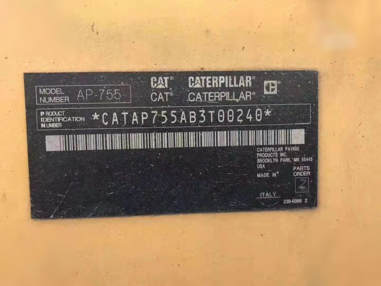 2010 CATERPILLAR AP-755 - Асфальтоукладчик: фото 2 2010 CATERPILLAR AP-755 - Асфальтоукладчик: фото 2