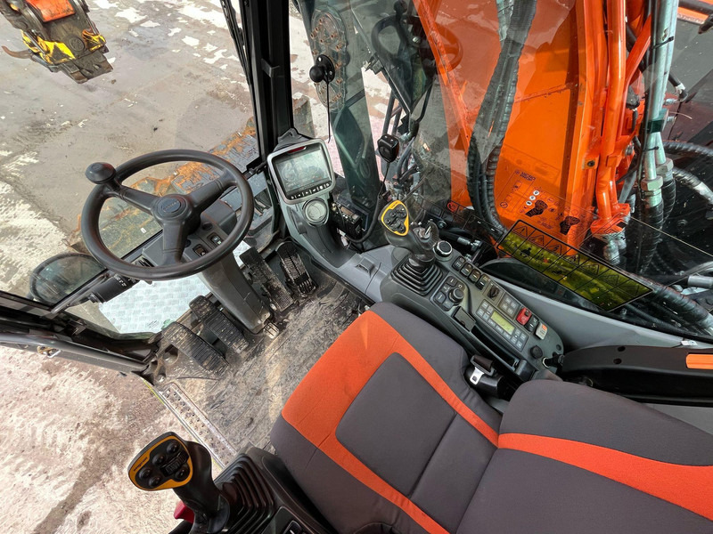 Колёсный экскаватор Doosan DX 210 W-5 ROTOTILT / AC / CENTRAL LUBRICATION / WEBASTO: фото 19