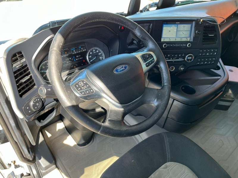 Кабина и интерьер для Грузовиков Ford F-Max 500 Cabin for sale: фото 8