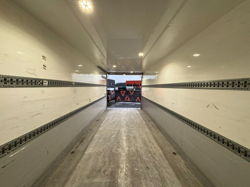 Рефрижератор Mercedes-Benz Actros 1832 4x2 Mitsubishi TDJS50DA / BOX L=7711 mm: фото 13 Рефрижератор Mercedes-Benz Actros 1832 4x2 Mitsubishi TDJS50DA / BOX L=7711 mm: фото 13