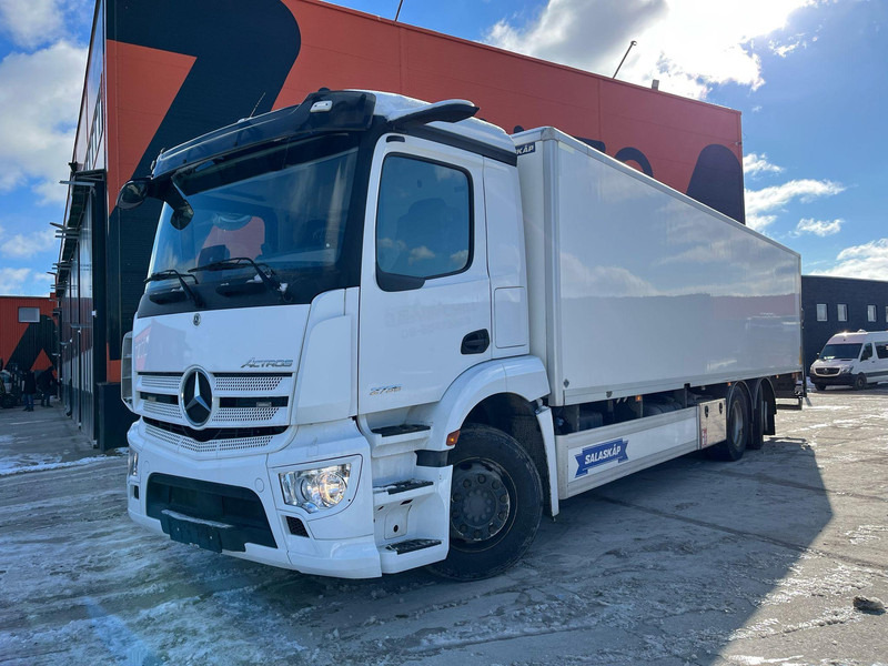 Mercedes-Benz Actros 2735 6x2*4 BOX L=8476 mm - Грузовик с закрытым кузовом: фото 2 Mercedes-Benz Actros 2735 6x2*4 BOX L=8476 mm - Грузовик с закрытым кузовом: фото 2